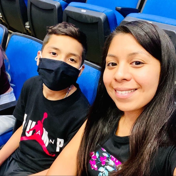 Meet your Posher, Iris - Picture 15 of 16